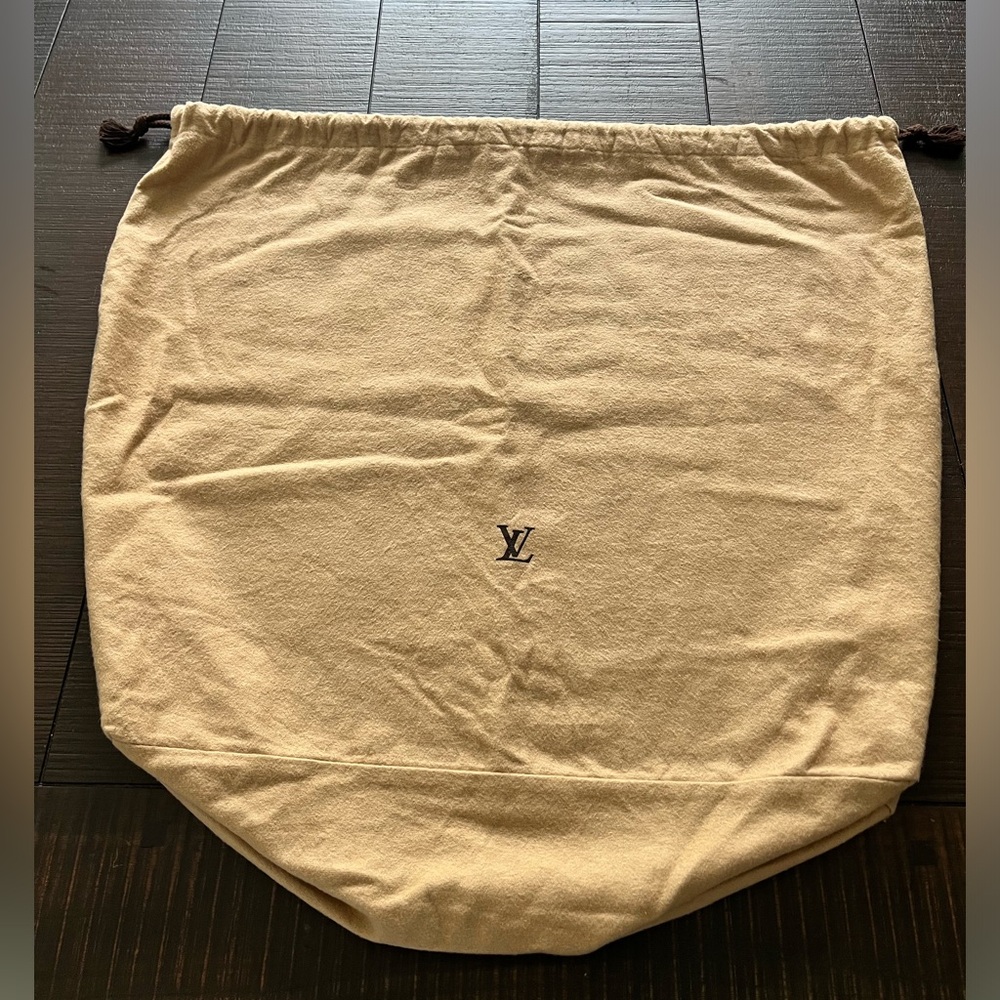 XL! Authentic Louis Vuitton Dustbag